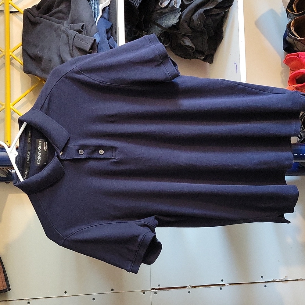 Calvin Klein Men's Liquid Touch Polo Solid with UV-Protection